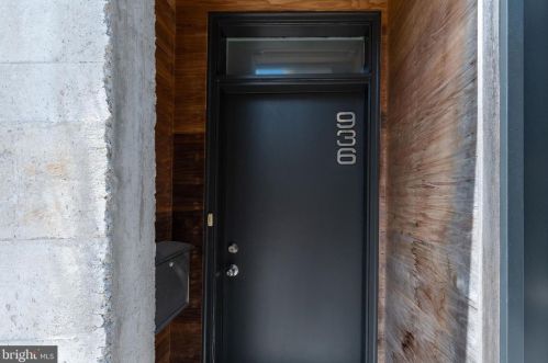 936 Leithgow St, Philadelphia PA 19123-1440 exterior