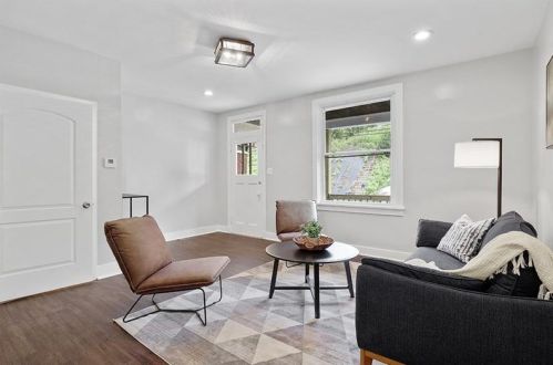 210 Friday Rd, Pittsburgh PA  15209-2110 exterior