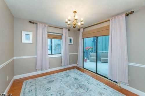 24 Trafalgar Ct, Hackettstown NJ 07840-4241 exterior