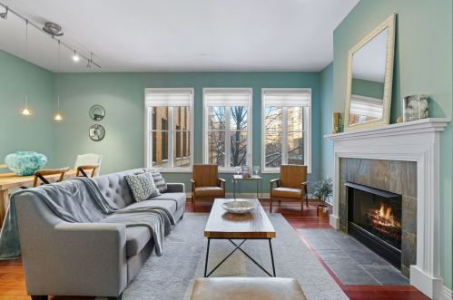 1137 Monroe St, Chicago, IL 60607-2506