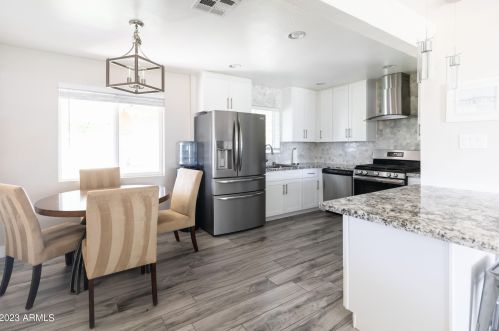 3812 21st Ave, Phoenix AZ  85015-5461 exterior