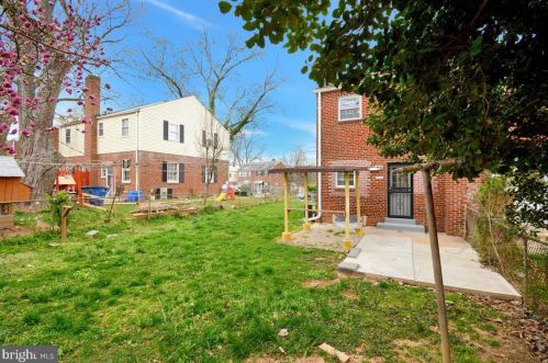 11929 Centerhill St, Silver Spring MD 20902-1155 exterior