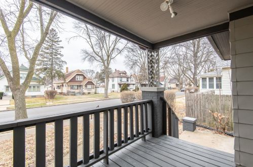 5308 38th St, Milwaukee WI  53209-4737 exterior