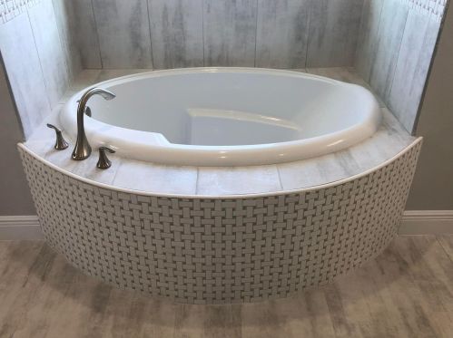 556 Whitmore Dr, Fort Pierce FL 34984-4563 exterior