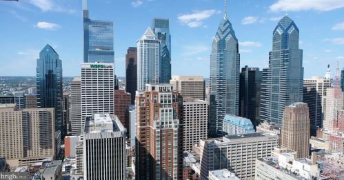 130 18th St, Philadelphia PA 19103-4923 exterior