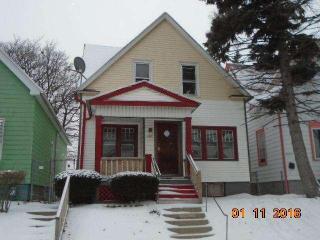 3563 12th St, Milwaukee WI  53221-1718 exterior