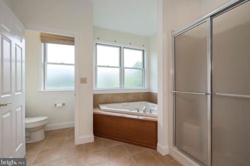 30 Hershey Dr, Pottstown PA 19465-8137 exterior