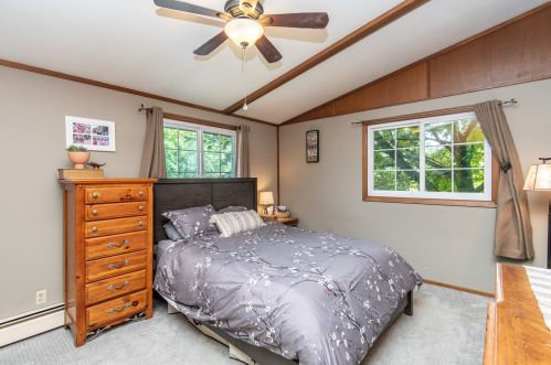 8632 Bottsford Ave, Milwaukee WI 53228-2838 exterior