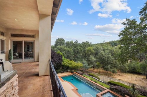 6069 Aldea Dr, Folsom CA 95762-7717 exterior