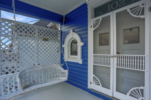 102 Linnview Ave, Pittsburgh PA  15210-3718 exterior