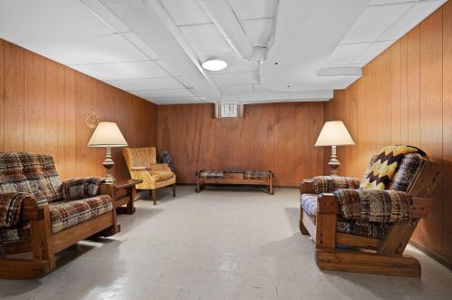 812 24 St, Manitowoc WI 54220-4416 exterior