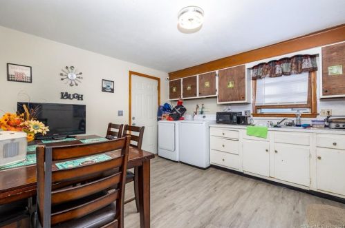 338 Cherry St, New Britain CT 06051-3507 exterior