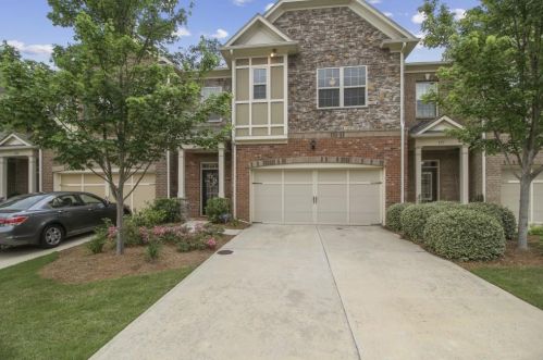 125 Barkley Ln, Atlanta, GA 30328-5466