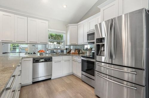 3901 Bay View Ave, Tampa FL 33611-1233 exterior