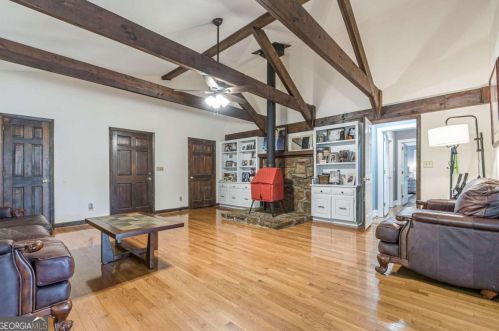 1620 Chevron Way, Atlanta GA  30350-4430 exterior