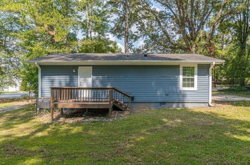 3250 Mount Gilead Rd, Atlanta GA  30311-5202 exterior