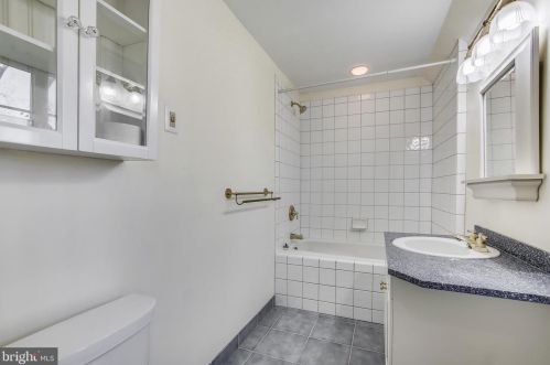 311 Kentucky Ave, Alexandria VA 22305 exterior