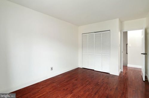 1712 Bainbridge St, Philadelphia PA 19146-1918 exterior