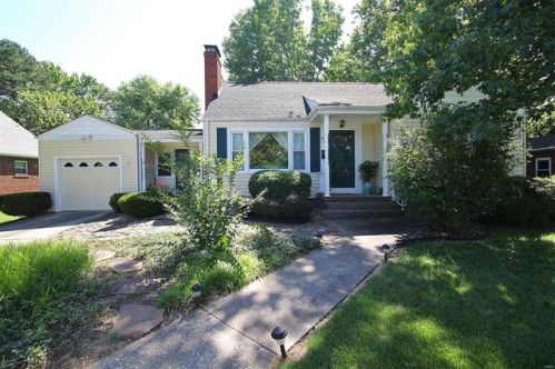 832 Madison Ave, Edwardsville, IL 62025-2324