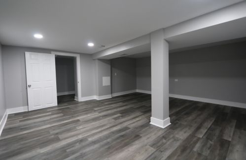 7436 Maryland Ave, Chicago IL  60619-1922 exterior