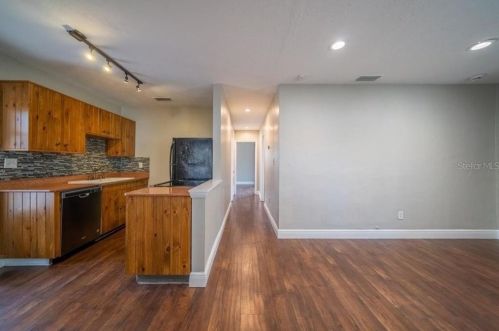 4711 Bay View Ave, Tampa FL 33611-1127 exterior