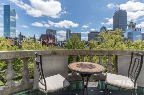 205 Commonwealth Ave, Boston MA exterior