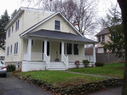 17 Goddard St, Newton, MA 02461-1917