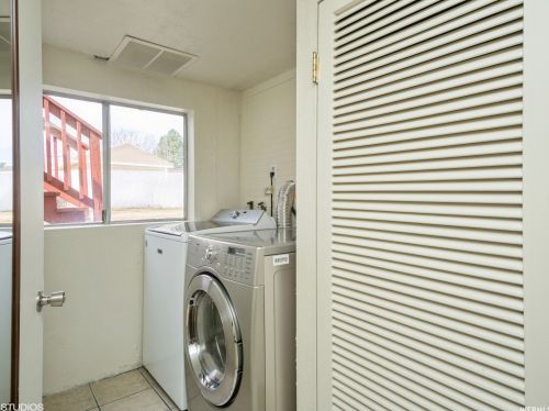 7940 860, Sandy UT exterior