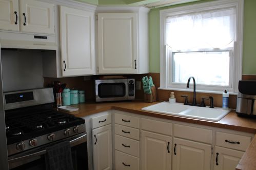 2240 Miner Ave, Meskegon MI  49441-1346 exterior