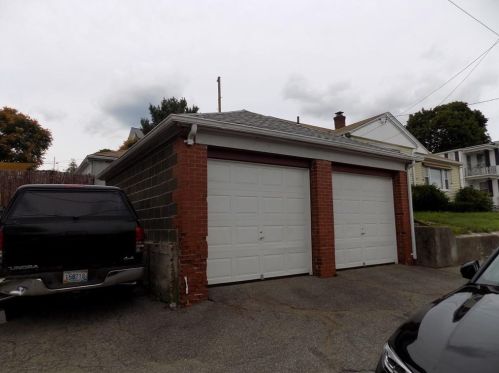 210 Ledge St, Providence RI 02904-1565 exterior