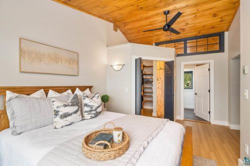 625 5th St, Duluth MN  55806-2441 exterior