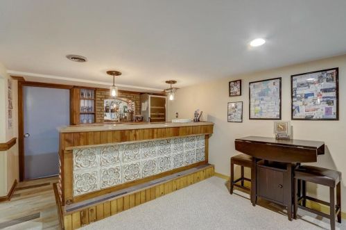 2472 73 St, Milwaukee WI 53213-1212 exterior