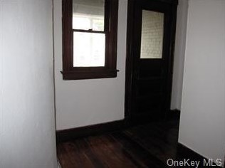 9 Center St, Poughkeepsie NY  12601-3903 exterior