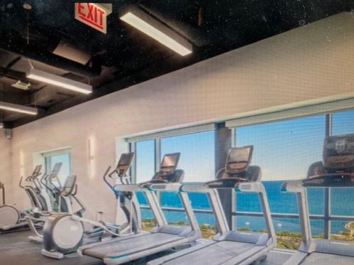 1160 Michigan Ave, Chicago IL  60605-2776 exterior