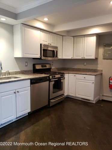 406 13th Ave, Belmar NJ  07719-2432 exterior