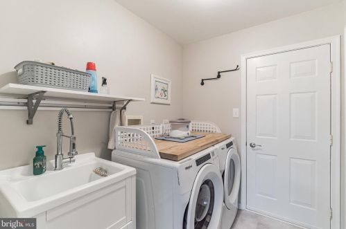 62 Presidential Dr, Limerick PA  19468-3461 exterior