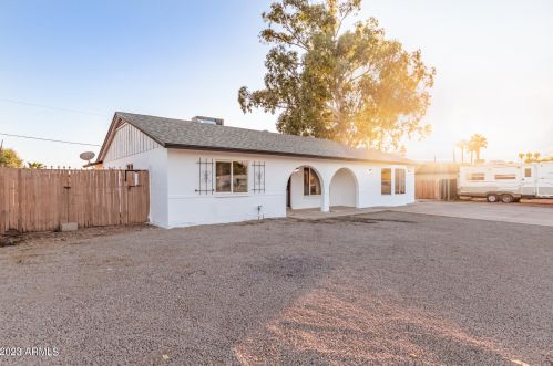 5909 Elm St, Phoenix AZ  85033-1715 exterior