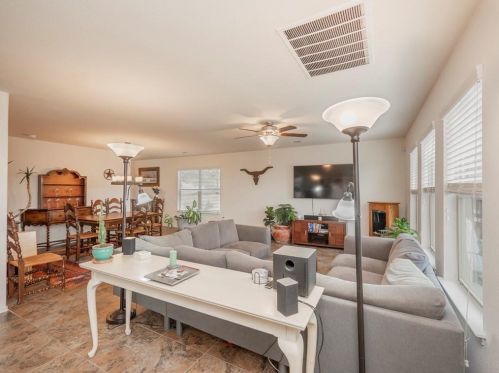 5629 Emma Thompson Way, Austin TX 78747-1711 exterior