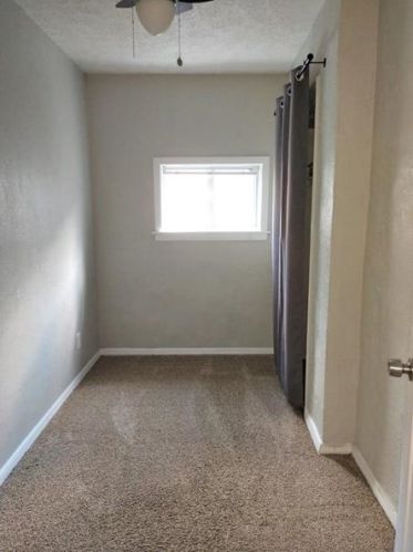 2332 Fox Way, Pittsburgh PA 15203-1838 exterior