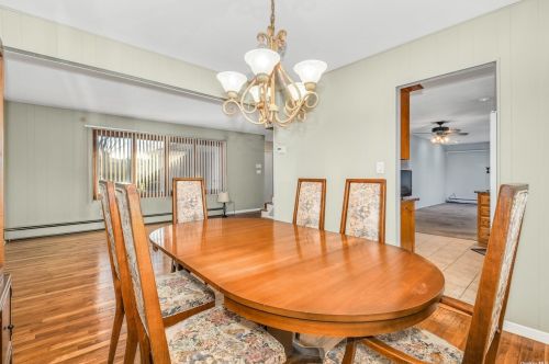 57 Arcadia Dr, Huntington Station NY 11746-6935 exterior