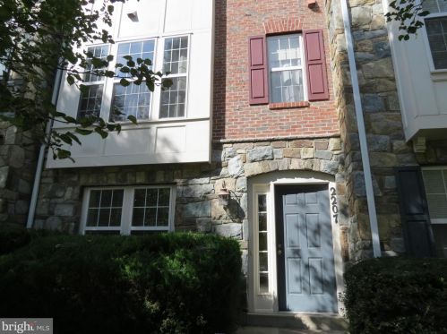 2207 Kimball Pl, Silver Spring, MD 20910-1165