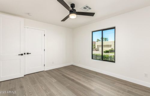 6111 31st Pl, Phoenix AZ  85016-2303 exterior