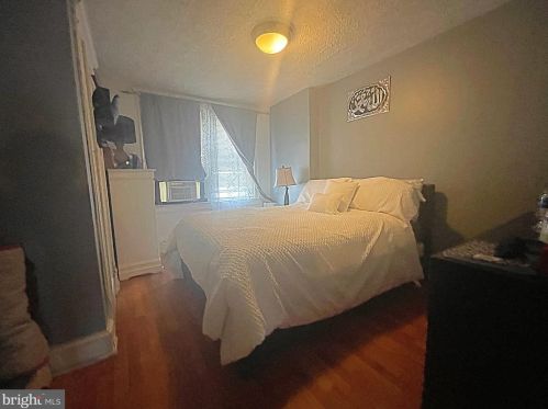 1839 68 St, Philadelphia PA 19142-1322 exterior