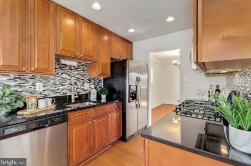 4216 Landgreen St, Rockville MD 20853-2731 exterior