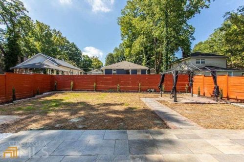 992 Beckwith St, Atlanta GA 30314-4113 exterior