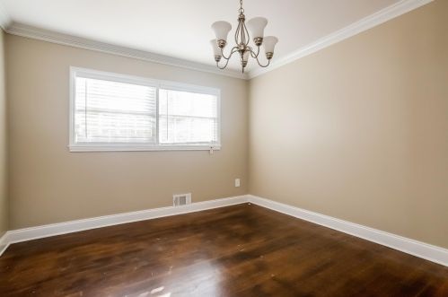 2134 Elinwood Dr, Atlanta GA  30344-2133 exterior