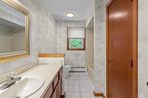 113 Forestwood Dr, Providence RI 02904-3839 exterior