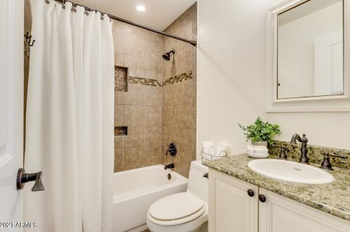 311 Palomino Dr, Chandler AZ  85225-2645 exterior