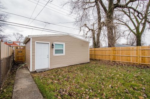 8033 State St, Chicago IL 60827-2003 exterior