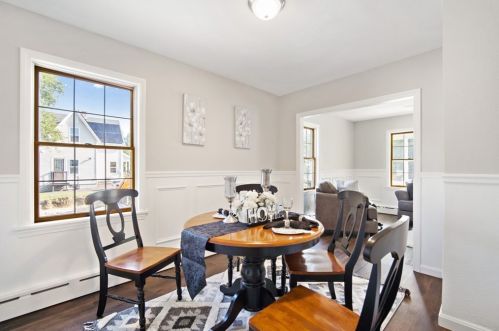 70 Nagle St, Springfield MA 01151-2133 exterior